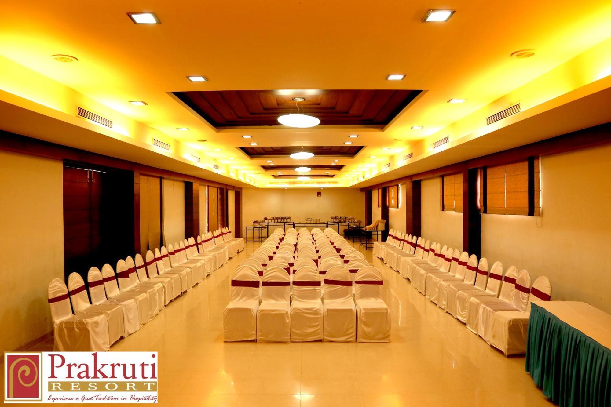 Prakruti Resort Vadodara Exterior foto